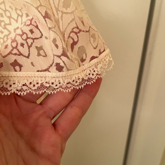 In Bloom by Jonquil beautiful sheer robe. NWT - Picture 8 of 10